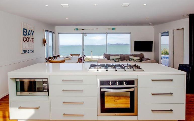 Shoreside - Tutukaka Holiday Home Экстерьер фото